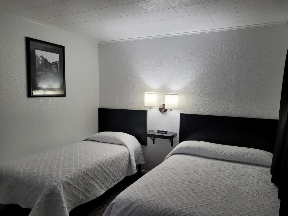 Rocket Motel Кастер Екстер'єр фото