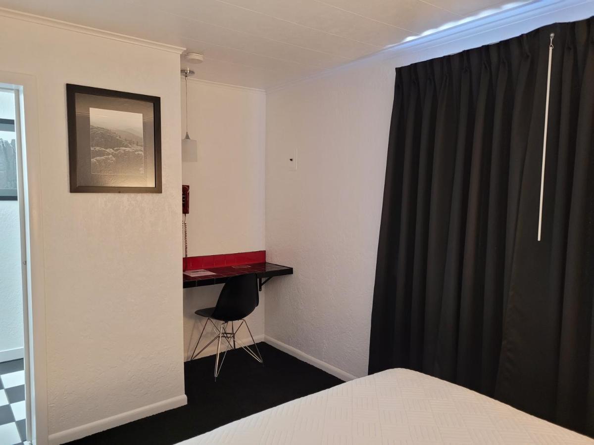Rocket Motel Кастер Екстер'єр фото