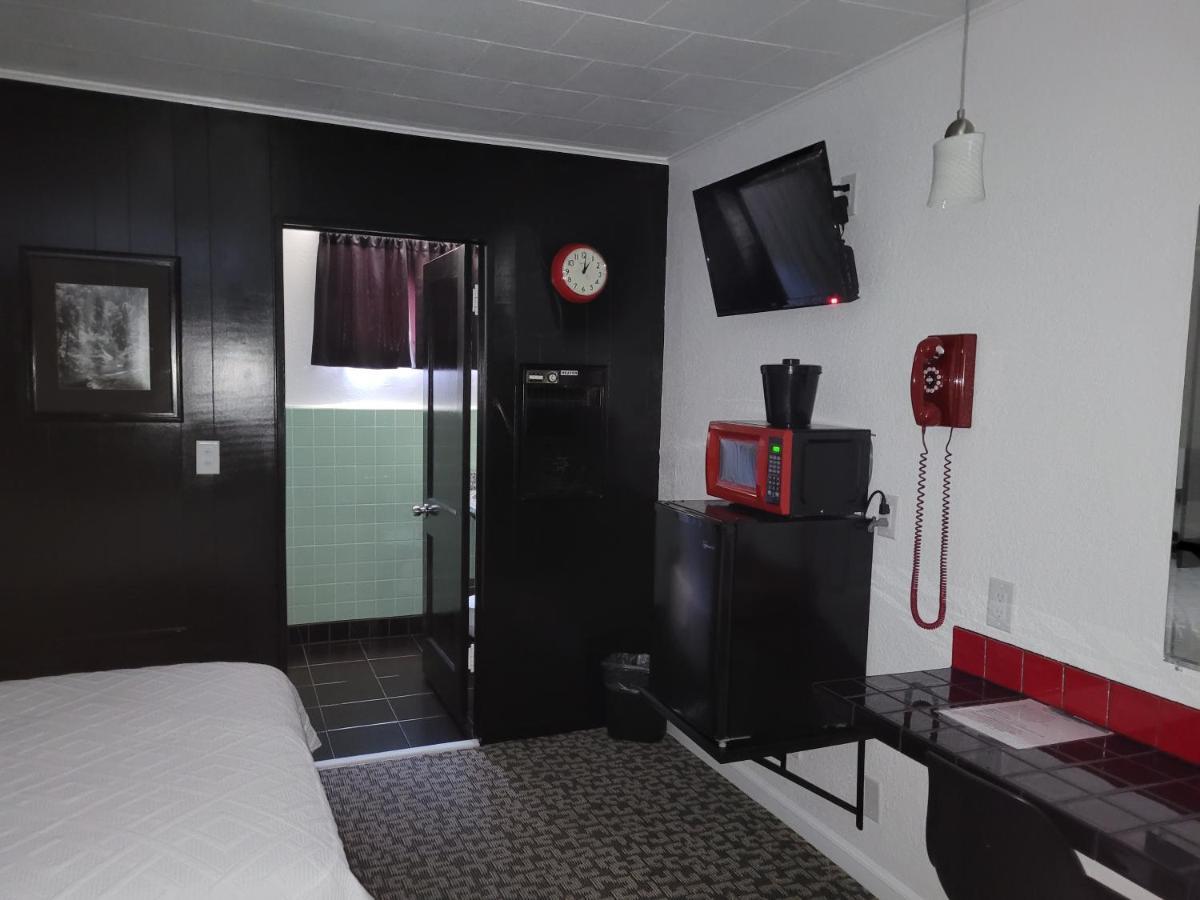 Rocket Motel Кастер Екстер'єр фото