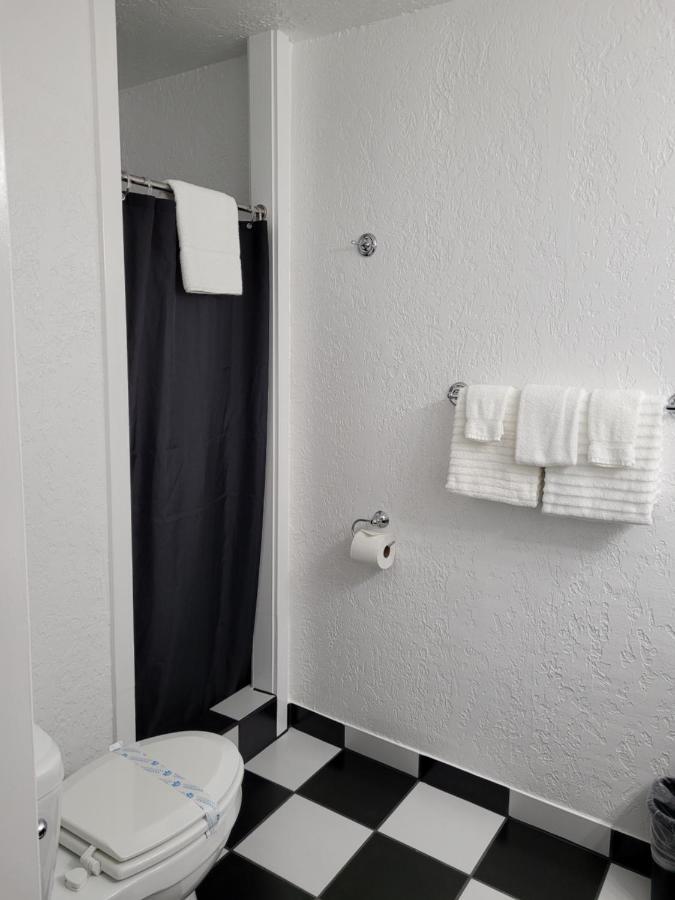 Rocket Motel Кастер Екстер'єр фото