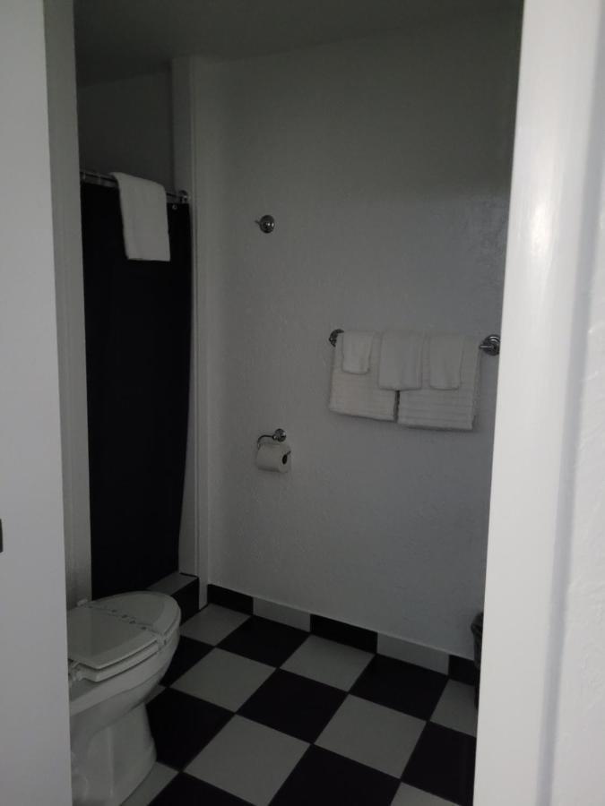 Rocket Motel Кастер Екстер'єр фото