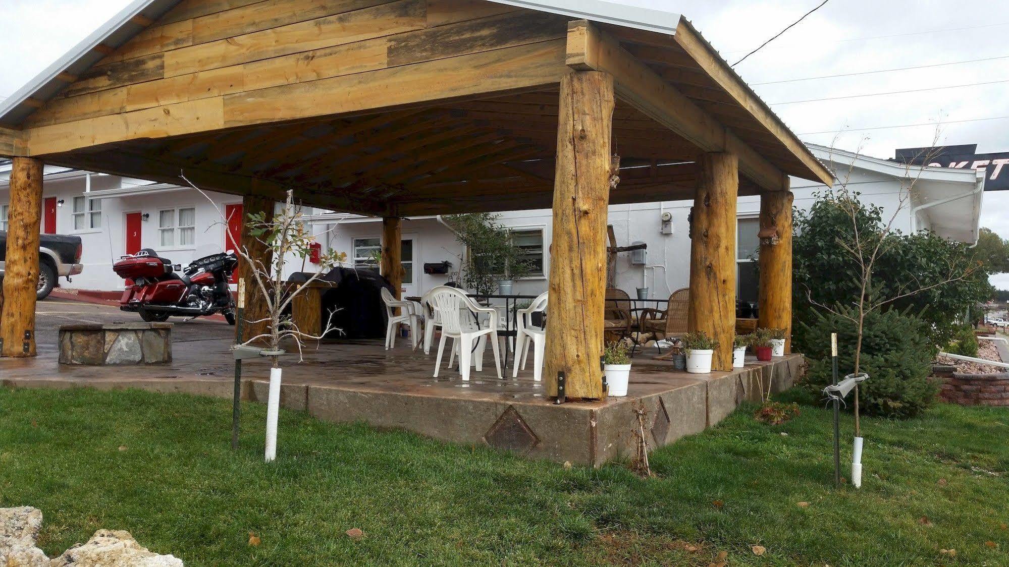 Rocket Motel Кастер Екстер'єр фото